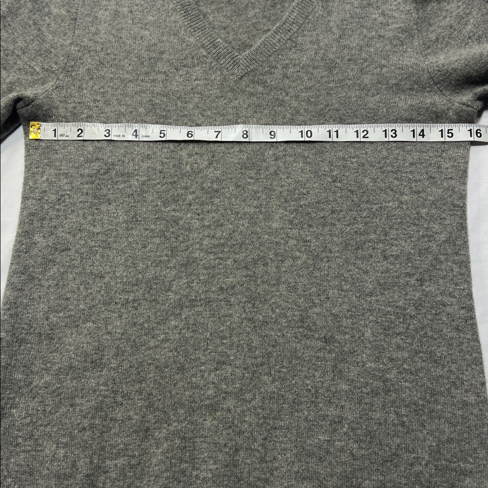 J crew 100% cashmere sweater size small - Picture 4 of 9